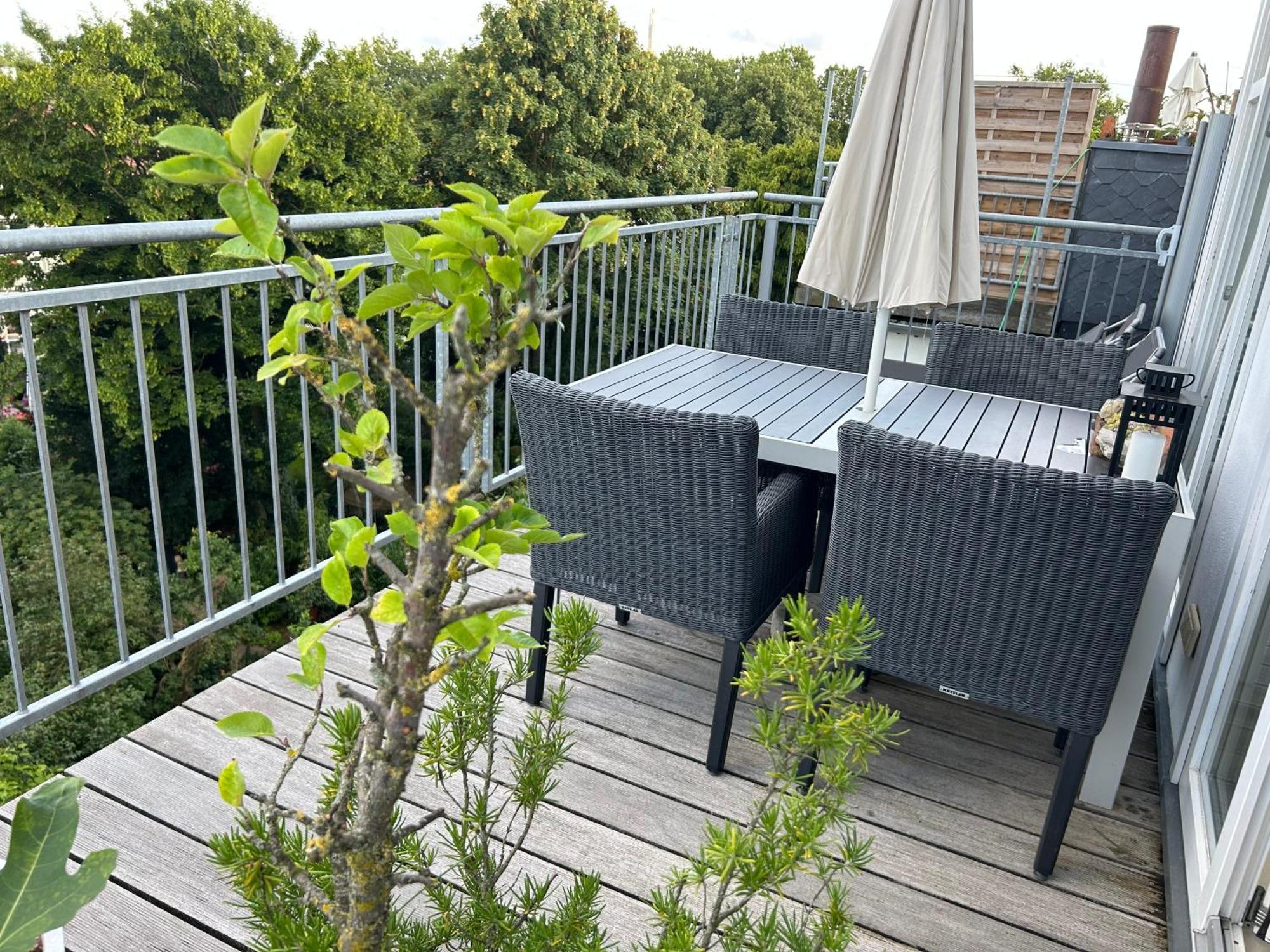 Dachstudio im Geteviertel - citynah BRE Esterno foto